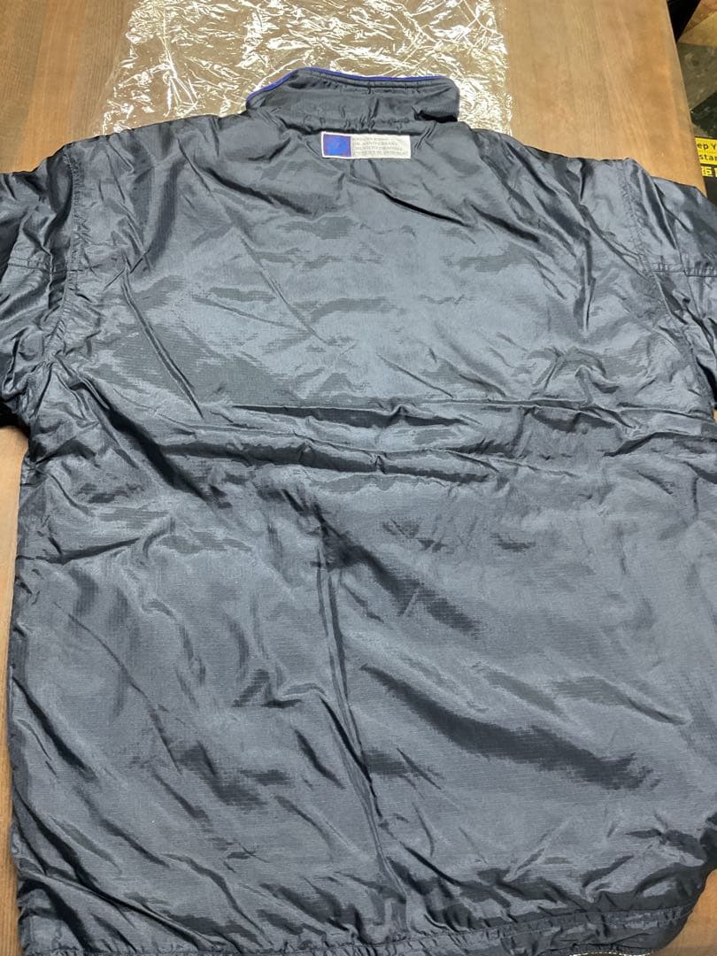 中日ドラゴンズ ウインドブレーカー 名古屋ドーム5周年記念 シーズンシート特典