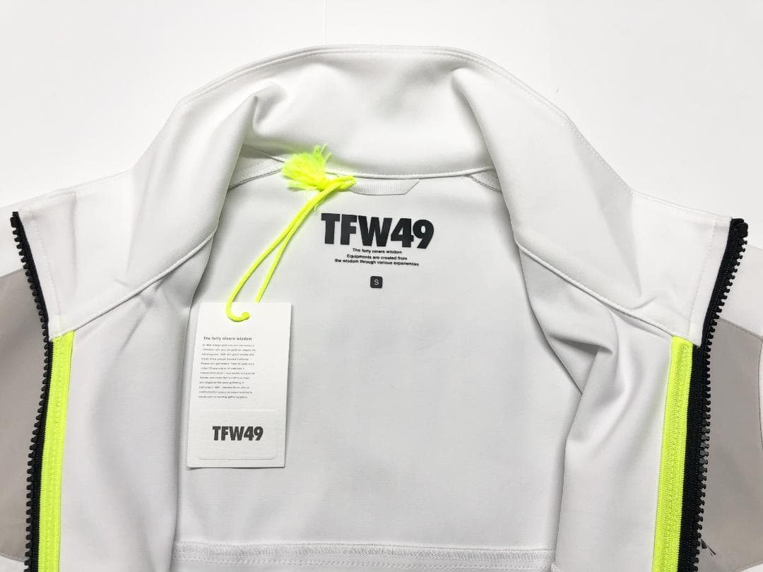 ○★新品未使用　TFW49　マルチパーパスブルゾン　S　ホワイト