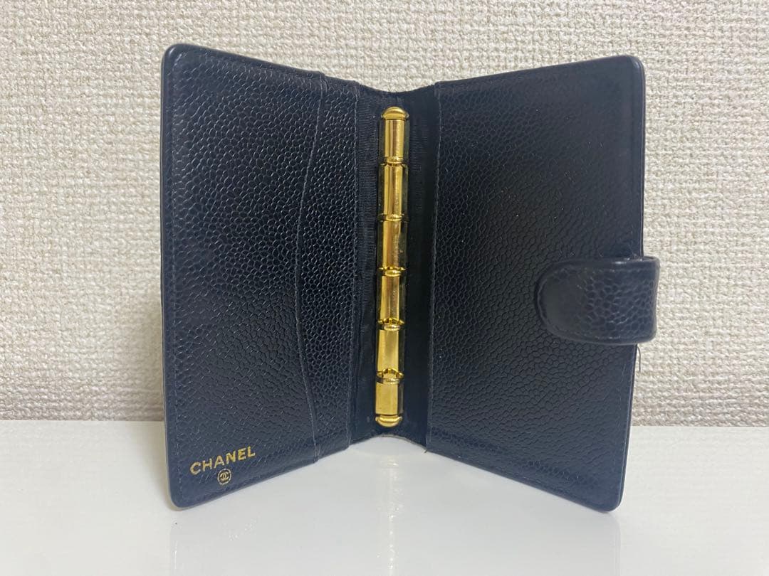 【CHANEL】本革ココマークキャビアスキン手帳 シャネルマトラッセ
