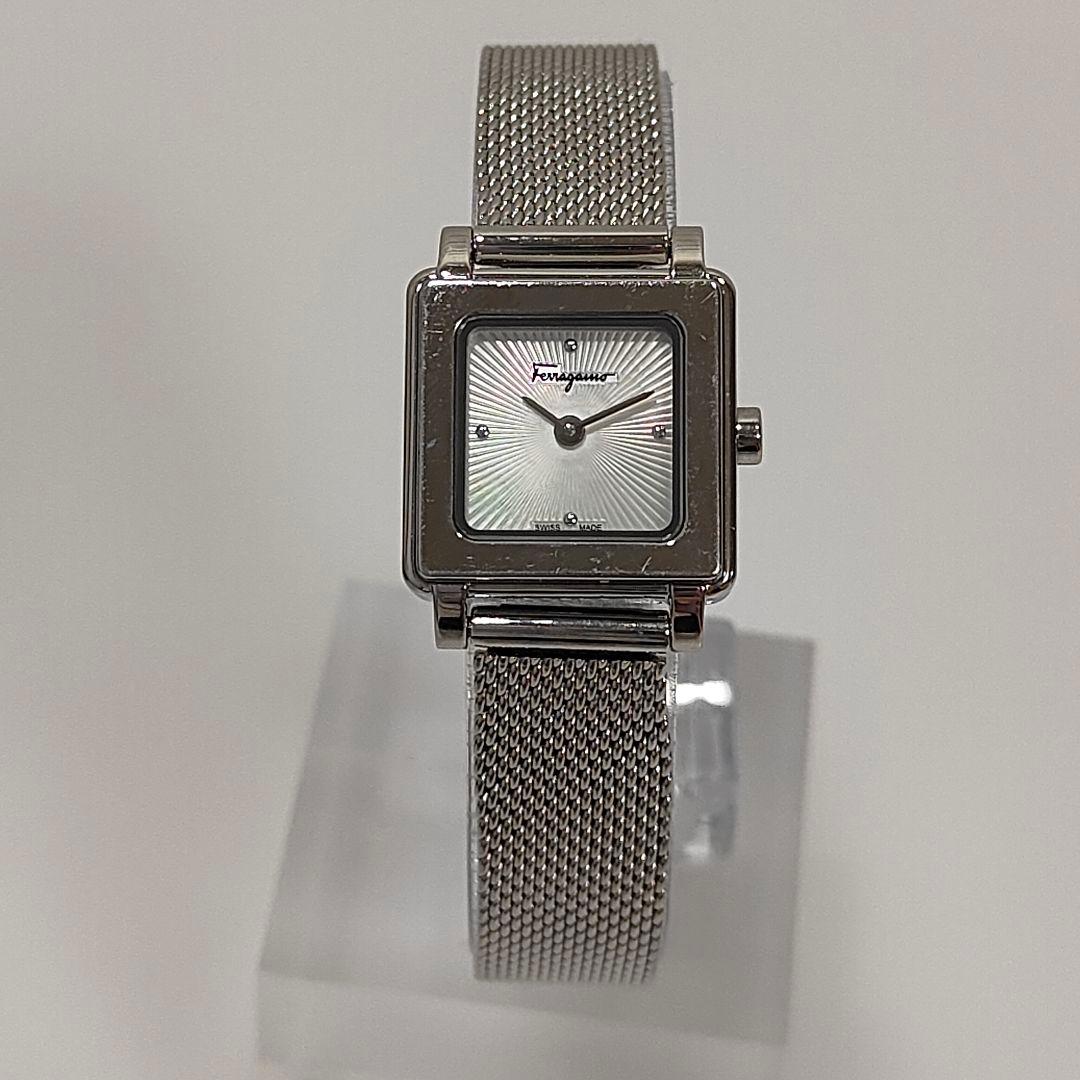 フェラガモ Salvatore Ferragamo スクエア 腕時計