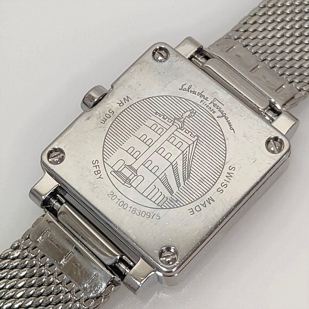 フェラガモ Salvatore Ferragamo スクエア 腕時計