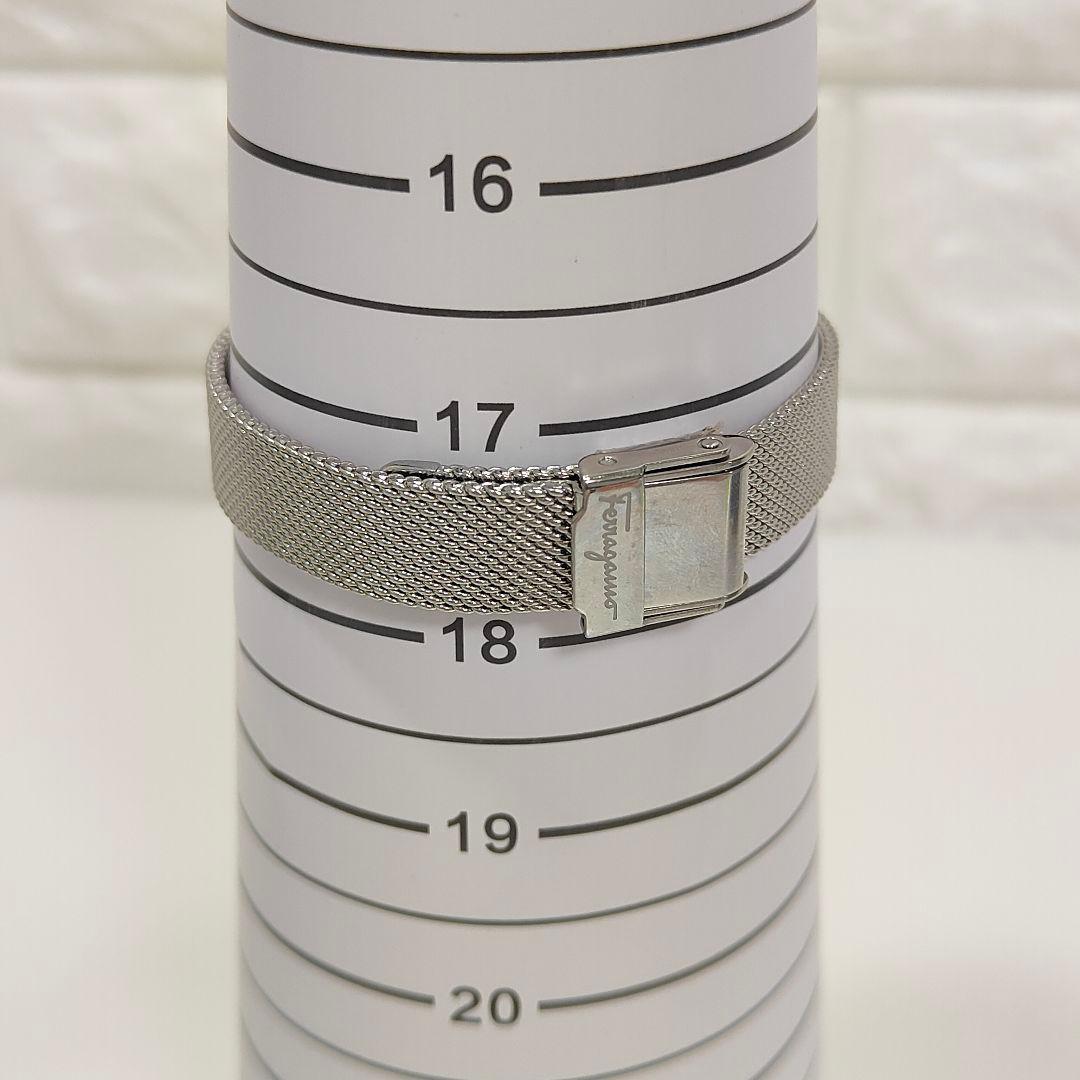 フェラガモ Salvatore Ferragamo スクエア 腕時計