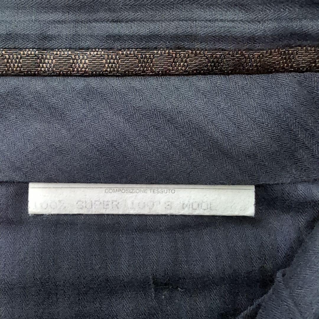 LOUIS VUITTON　ブラックスーツ 3ボタン