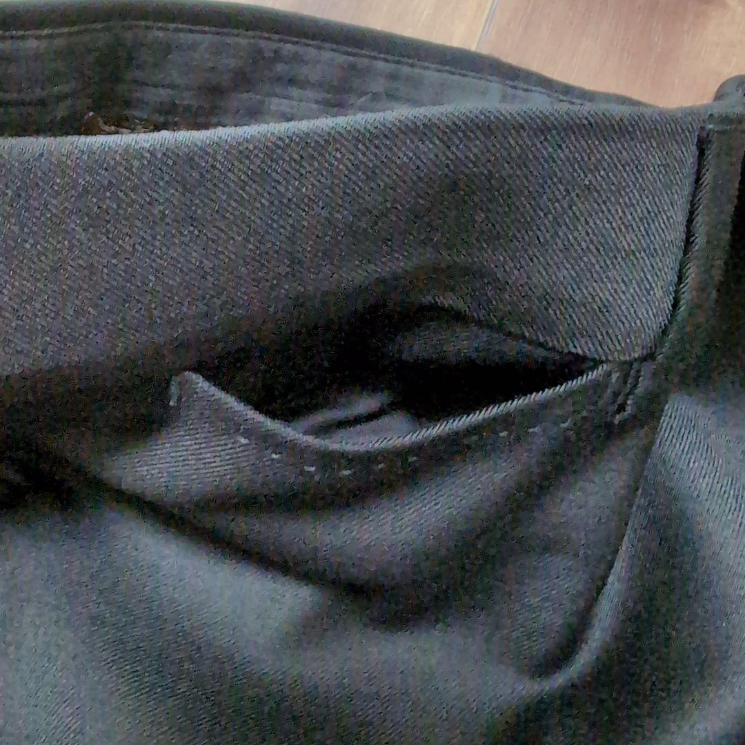 LOUIS VUITTON　ブラックスーツ 3ボタン