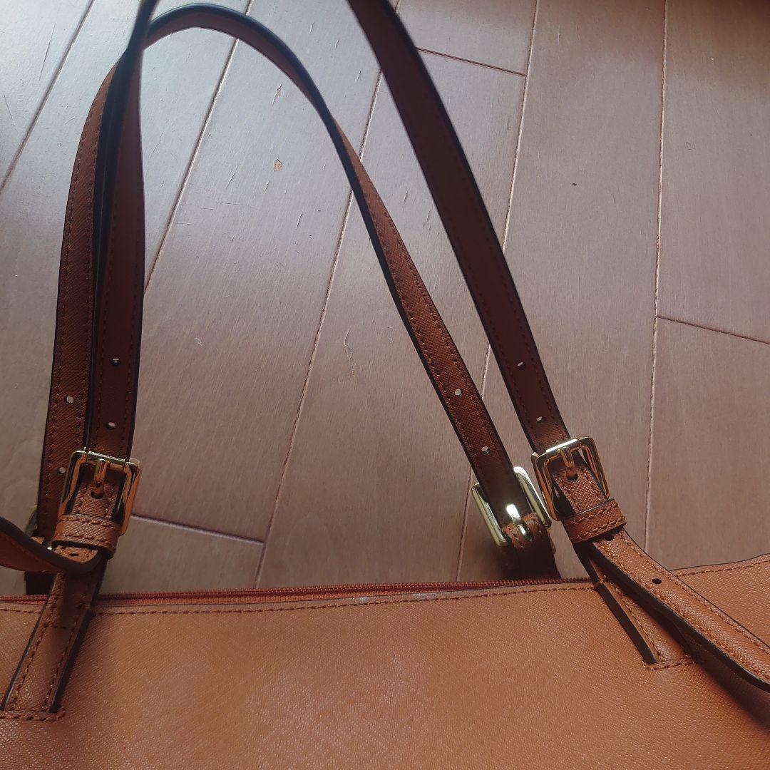 新品未使用トリーバーチトートバッグ