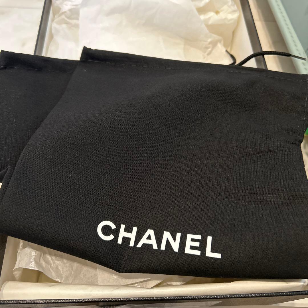 CHANEL キルティングフラットシューズ ベージュ・黒