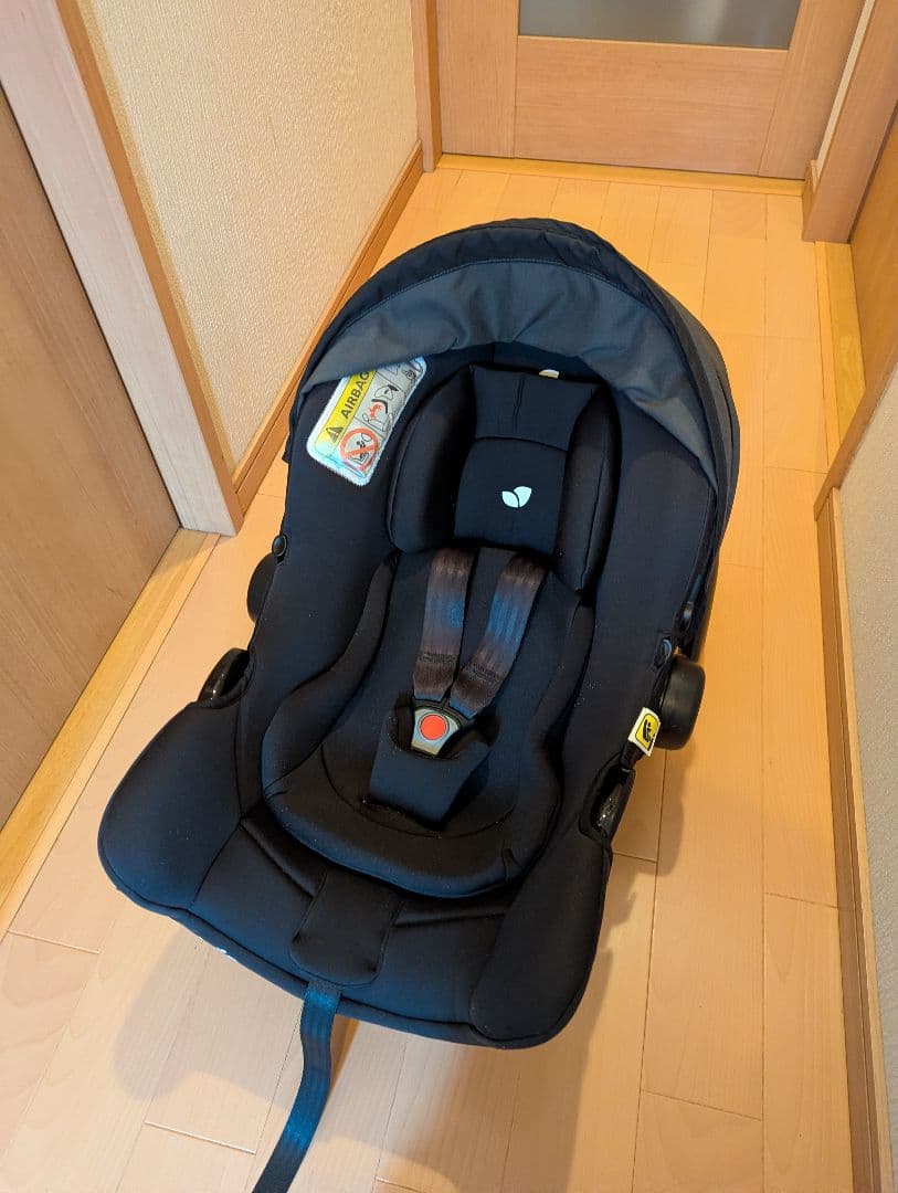 Joie チャイルドシートisnug+i-base2点セット