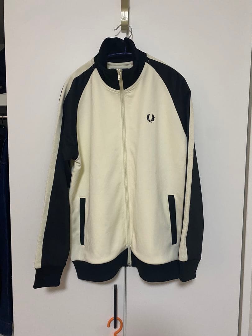 アFred Perry beams 別注　トラックジャケット