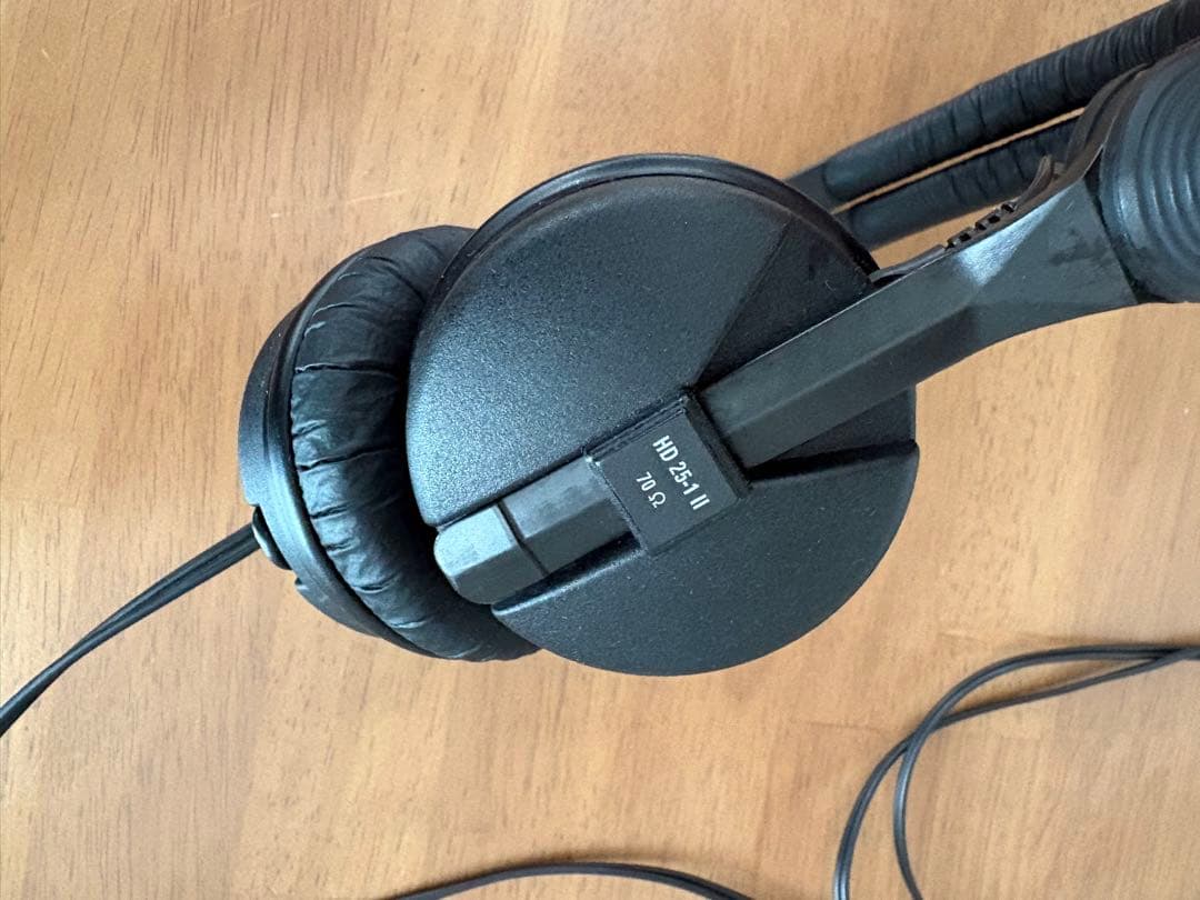 Sennheiser HD 251 II ゼンハイザー有線ヘッドホン
