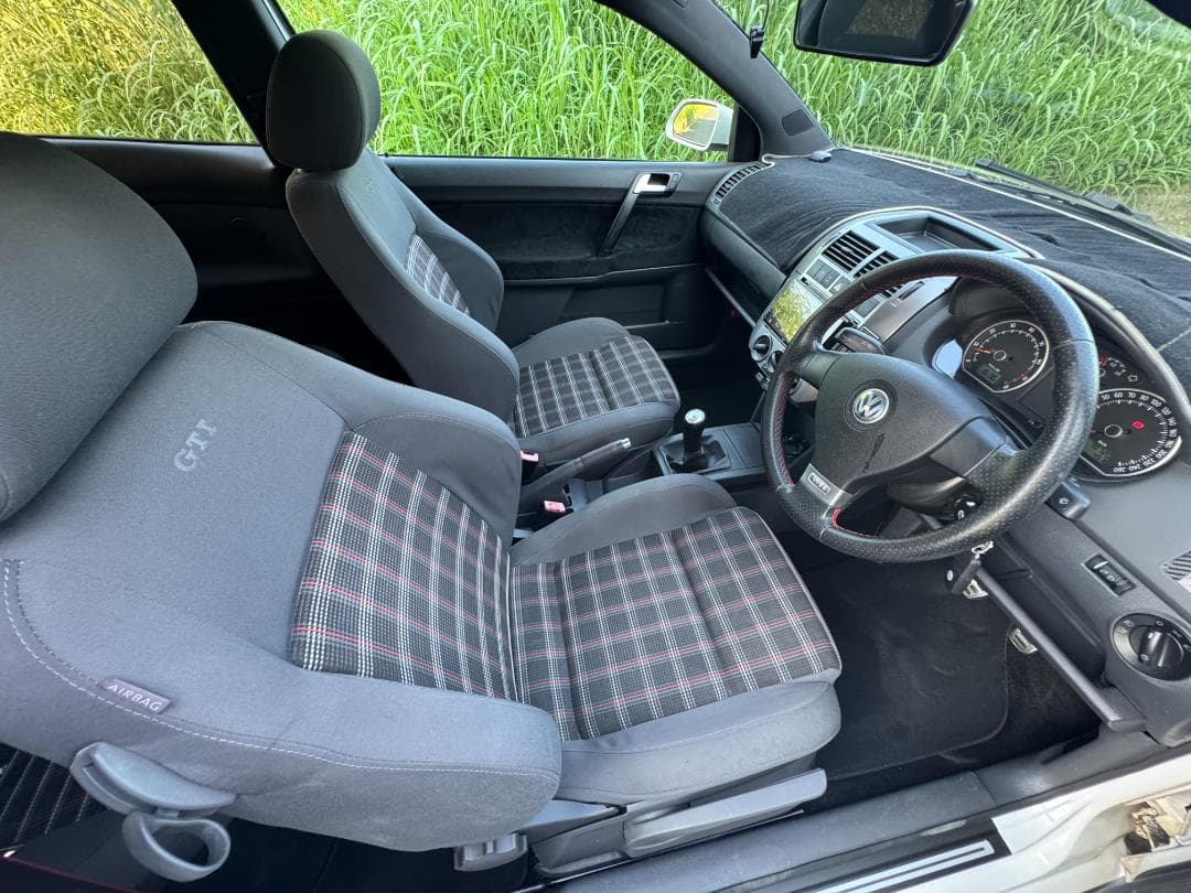 Volkswagen Polo GTI ホワイト