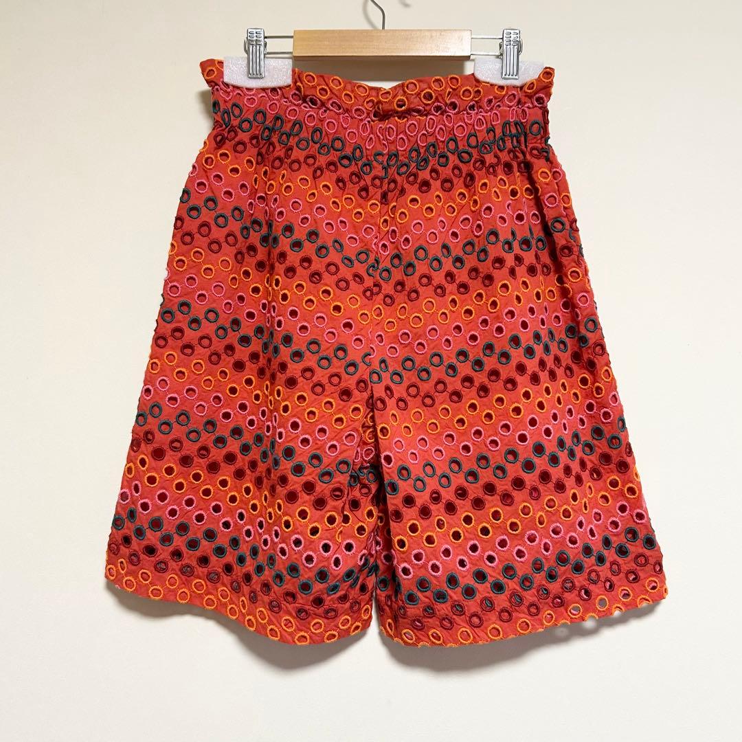 Sara mallikaサラマリカ ショートパンツ サークル刺しゅう ボトムス