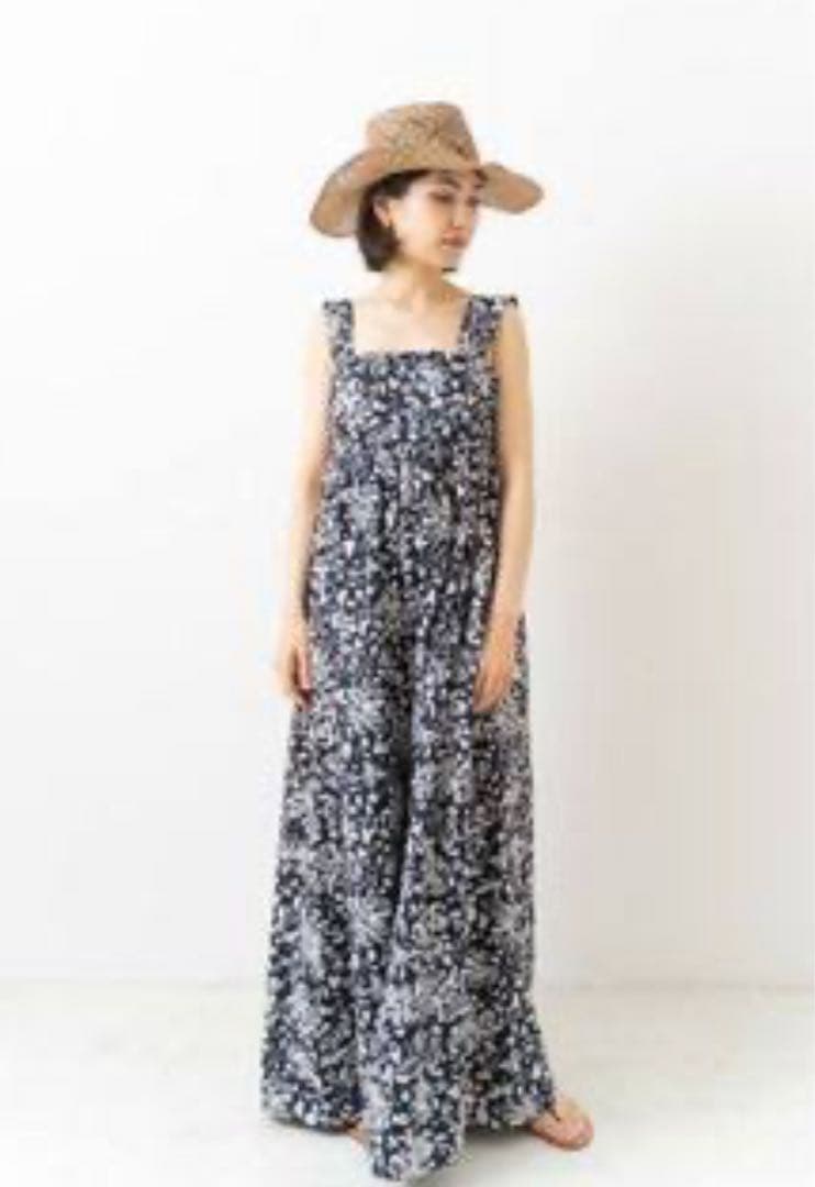 ヌキテパ　サロペット