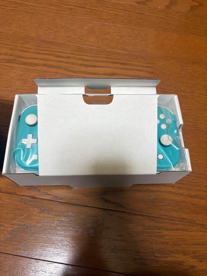し*う様 Nintendo Switch Lite ターコイズ 本体