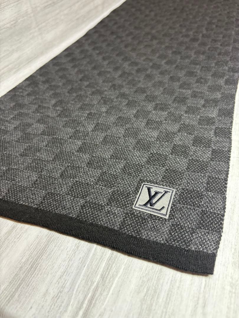 最終値下】極美品 LOUIS VUITTON ルイヴィトン マフラー ダミエ 黒