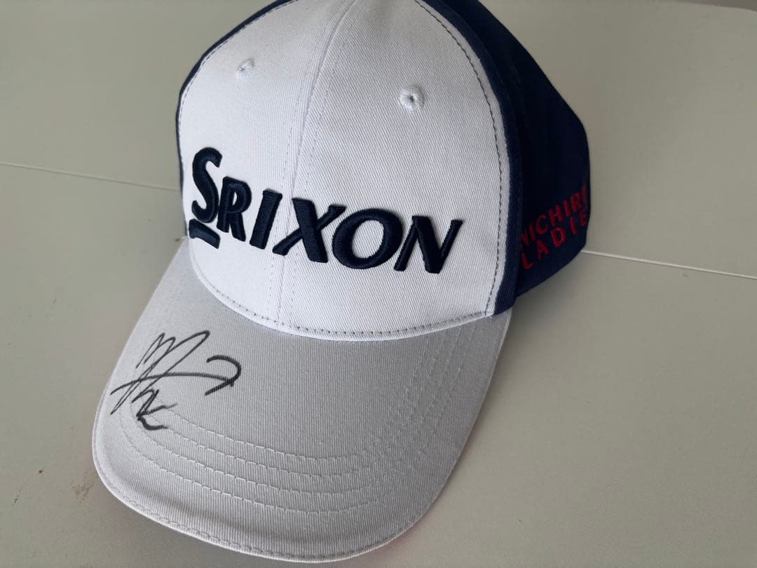 吉田鈴 Srixon サイン入り新品キャップ ニチレイレディース 吉田優利