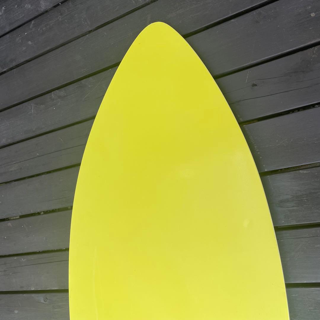 victoria ビクトリア　イエロー スキムボード　マリンスポーツ