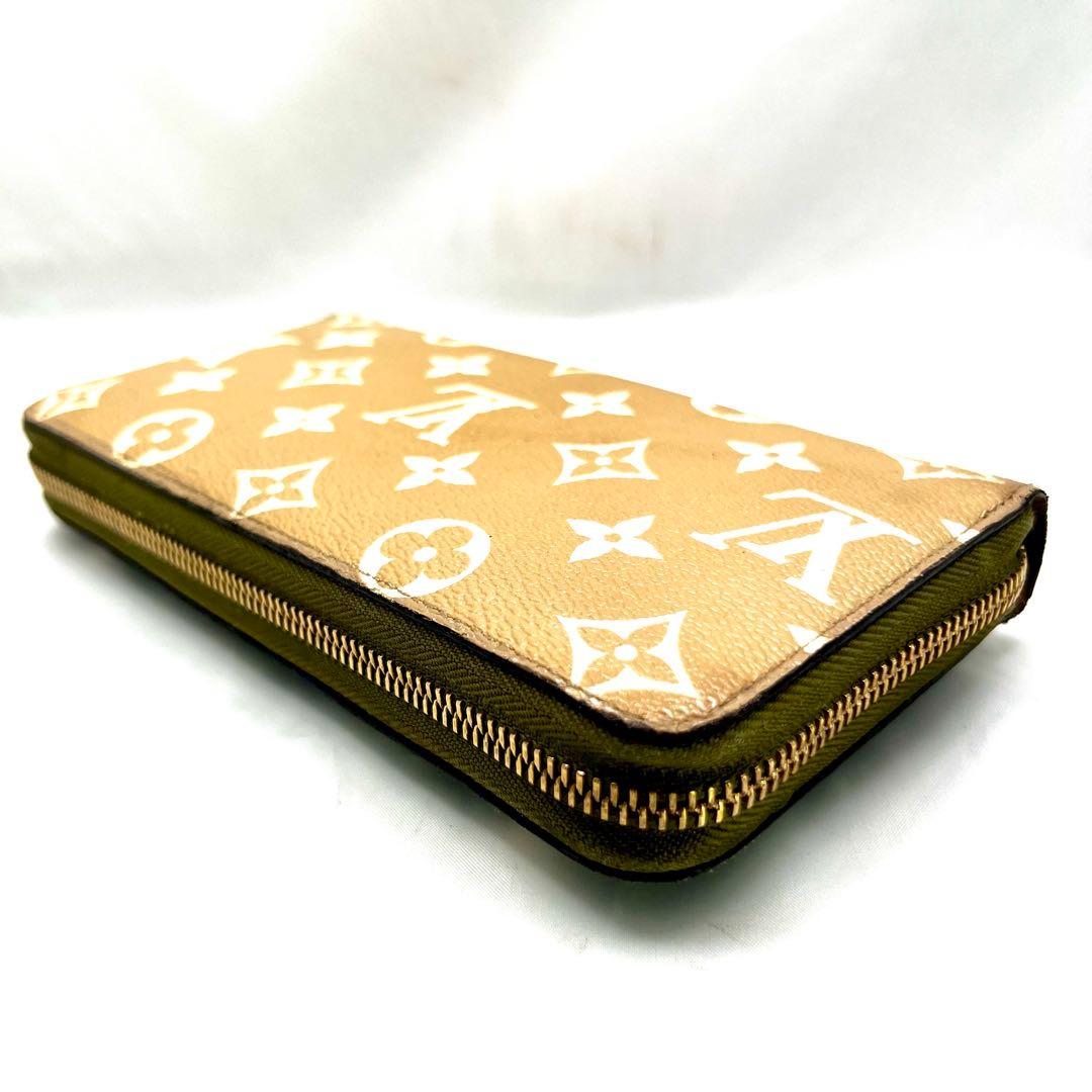 【美品】ルイヴィトン モノグラムジャイアント ジッピーウォレット M67549