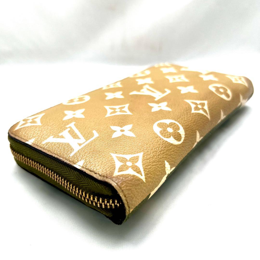 【美品】ルイヴィトン モノグラムジャイアント ジッピーウォレット M67549