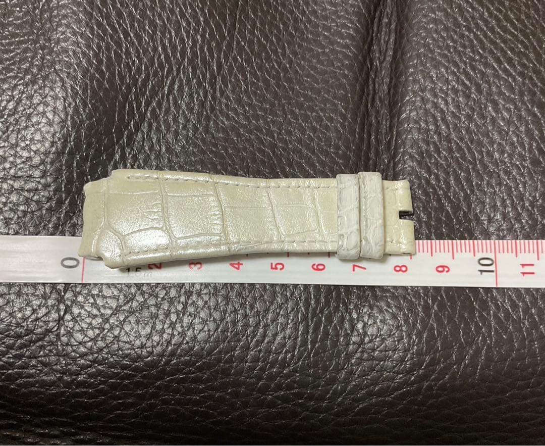 パールホワイト　ハリーウィンストン クロコダイル 純正 レザー ベルト 白 時計