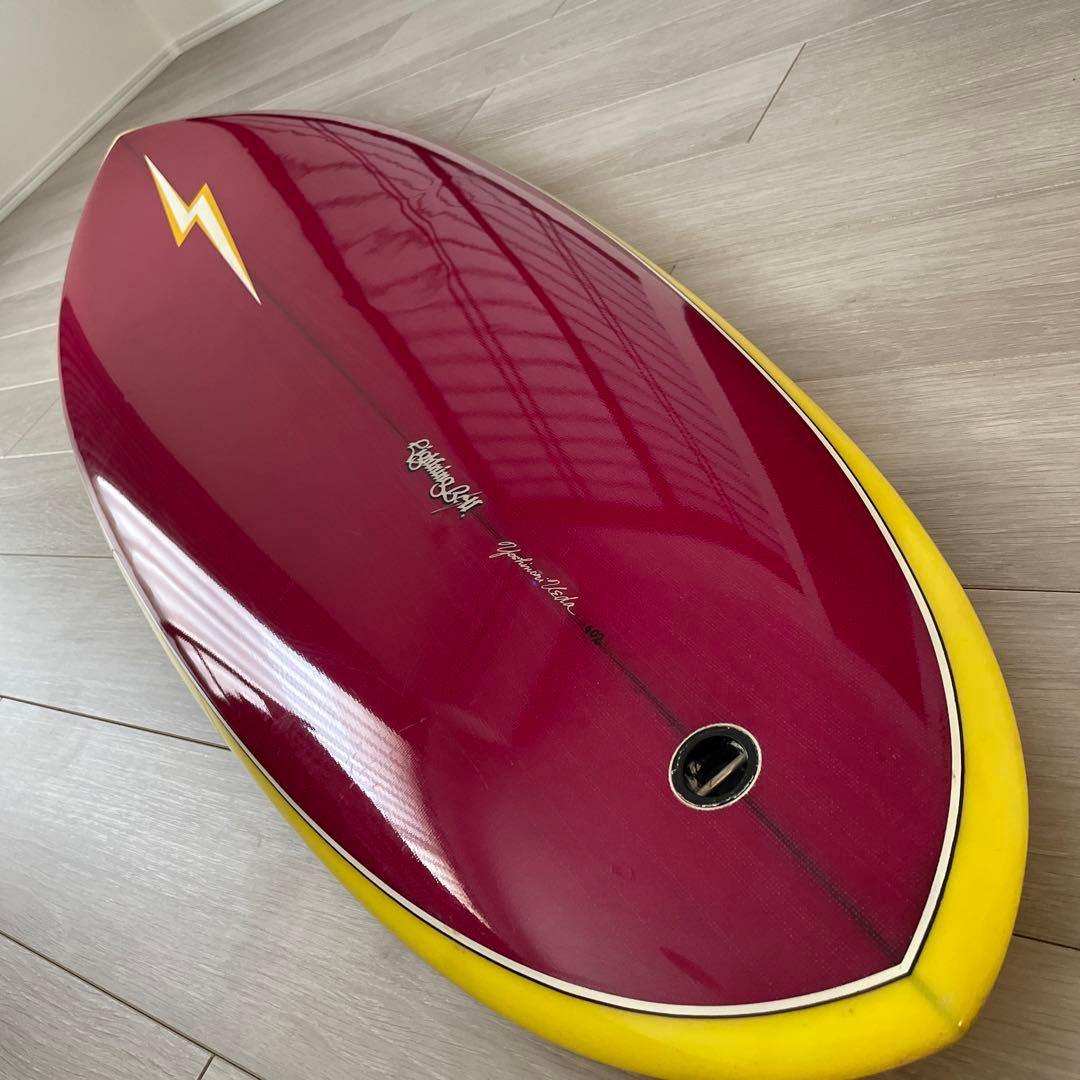ライトニングボルト　Y.Uシェイプ　ビンテージボード