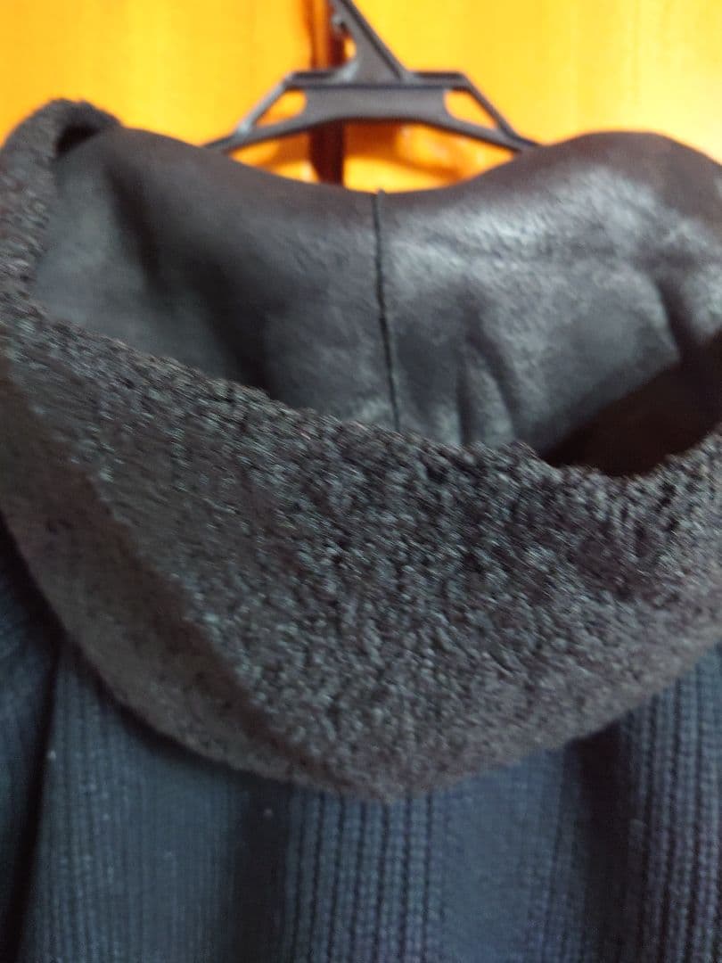 お値下げしました。クールカレアン　フード付き黒ジップアップコート