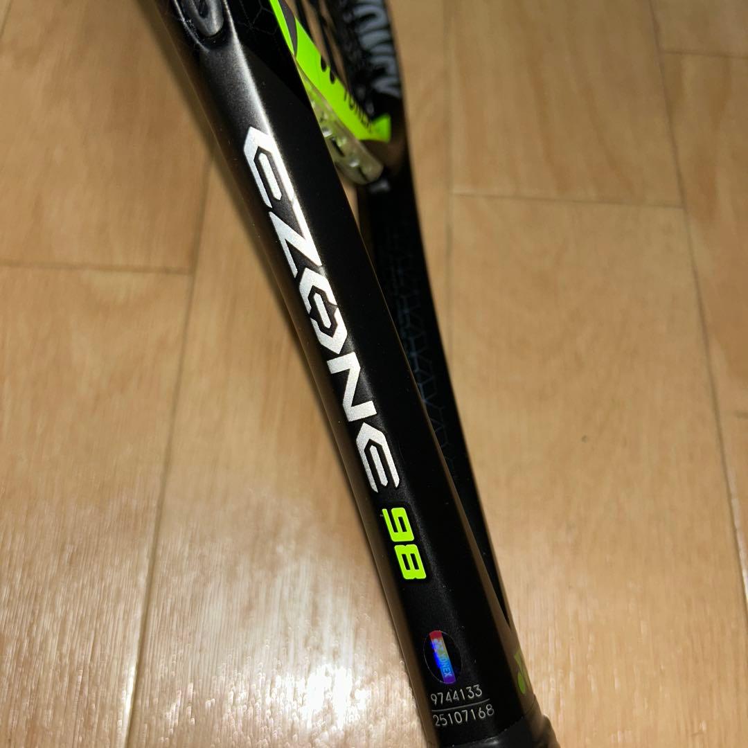 送料無料　極美品　YONEX EZONE 98 ヨネックス イーゾーン　98