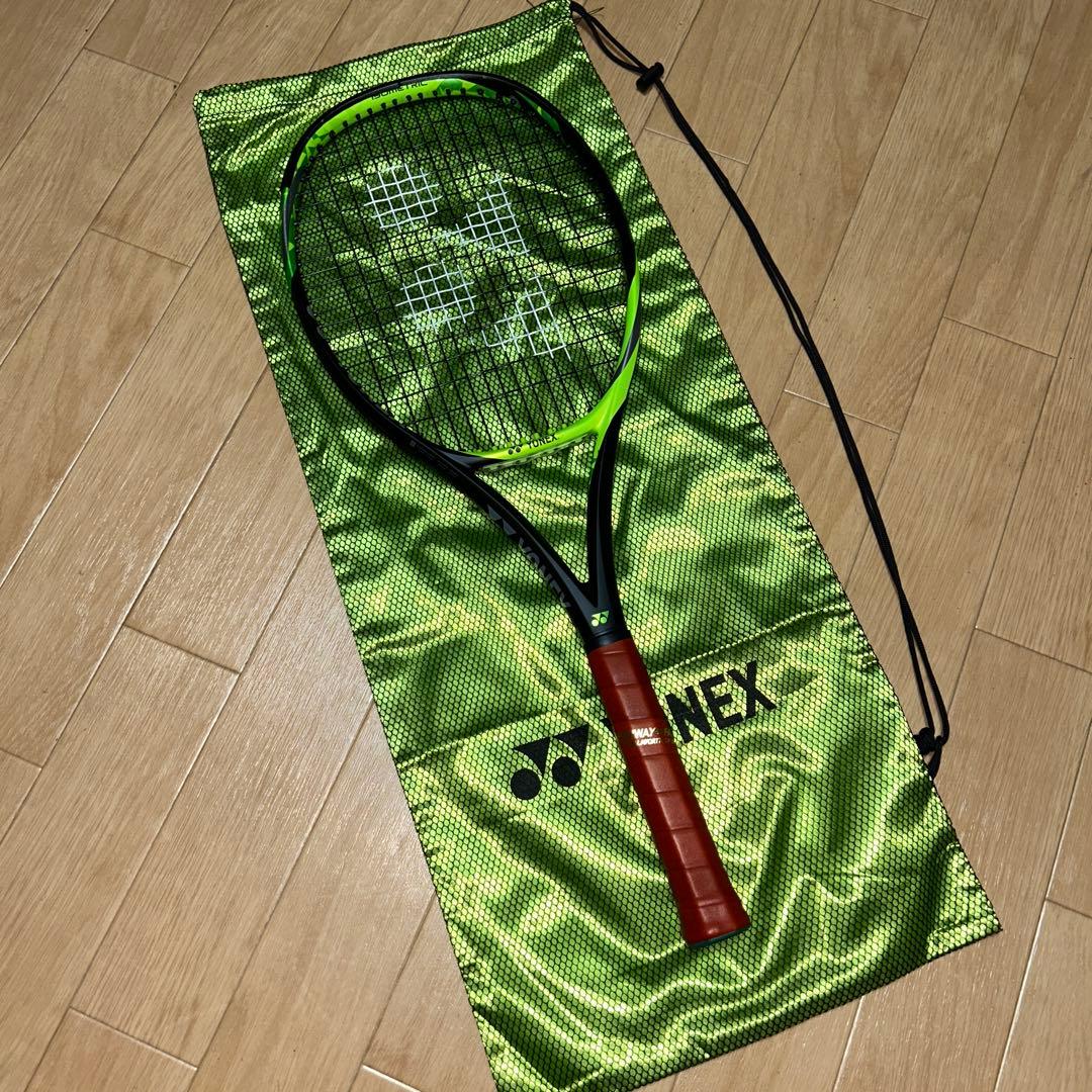 送料無料　極美品　YONEX EZONE 98 ヨネックス イーゾーン　98