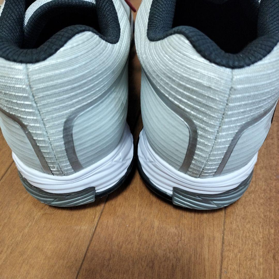 Under Armour ゴルフシューズ ホワイト/グレー