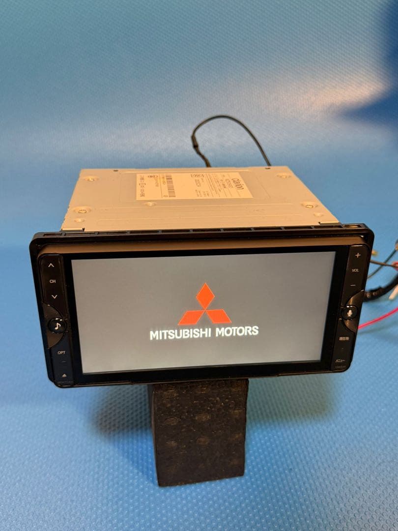 クラリオンGCX714W メモリーナビ 地デジ付★フルセグ DVD再生 USB