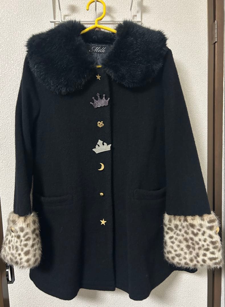 MILK ティアラコート ブラック ミルク クラウン