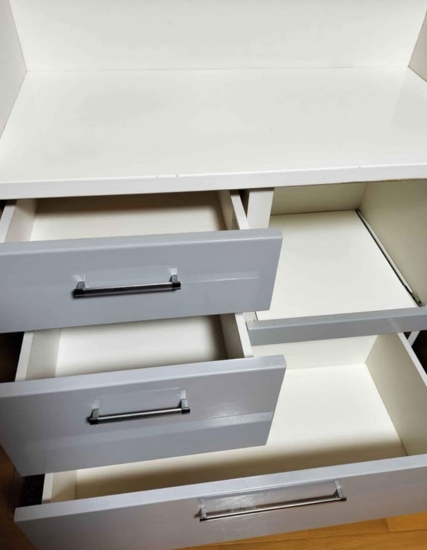 グレー 食器棚 ガラス扉付き 3引き出し