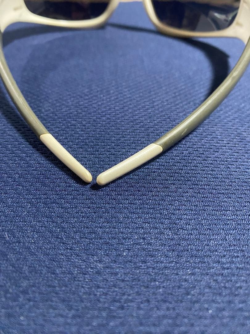 Oakley スポーツサングラス ホワイト