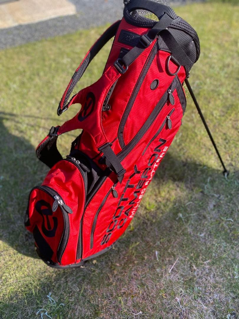 正規品【新品未使用】タイトリスト　スコッティキャメロン　スタンドバッグ　赤レッド