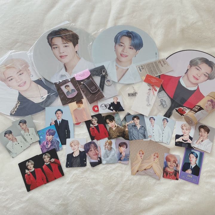 連休値下げ！　BTS うちわ トレカ グッズ ジミン 公式 まとめて