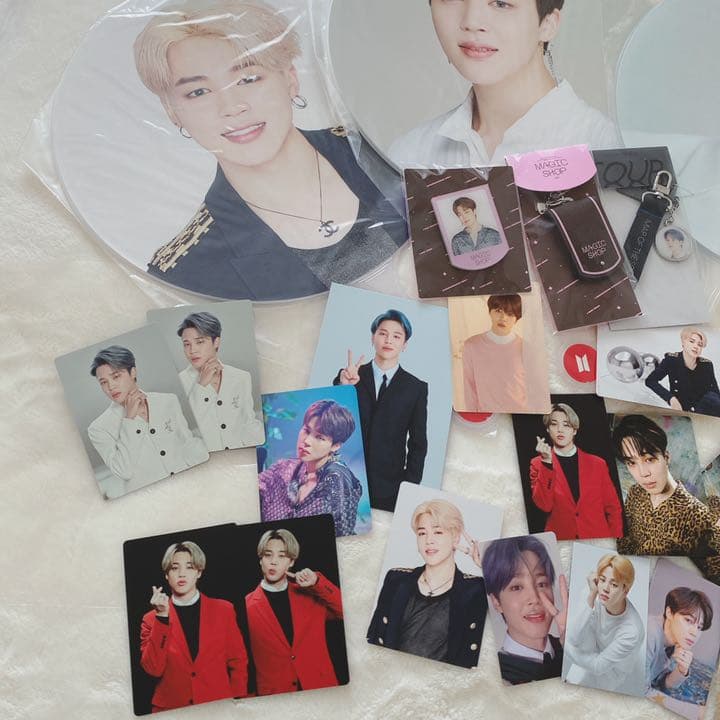 連休値下げ！　BTS うちわ トレカ グッズ ジミン 公式 まとめて