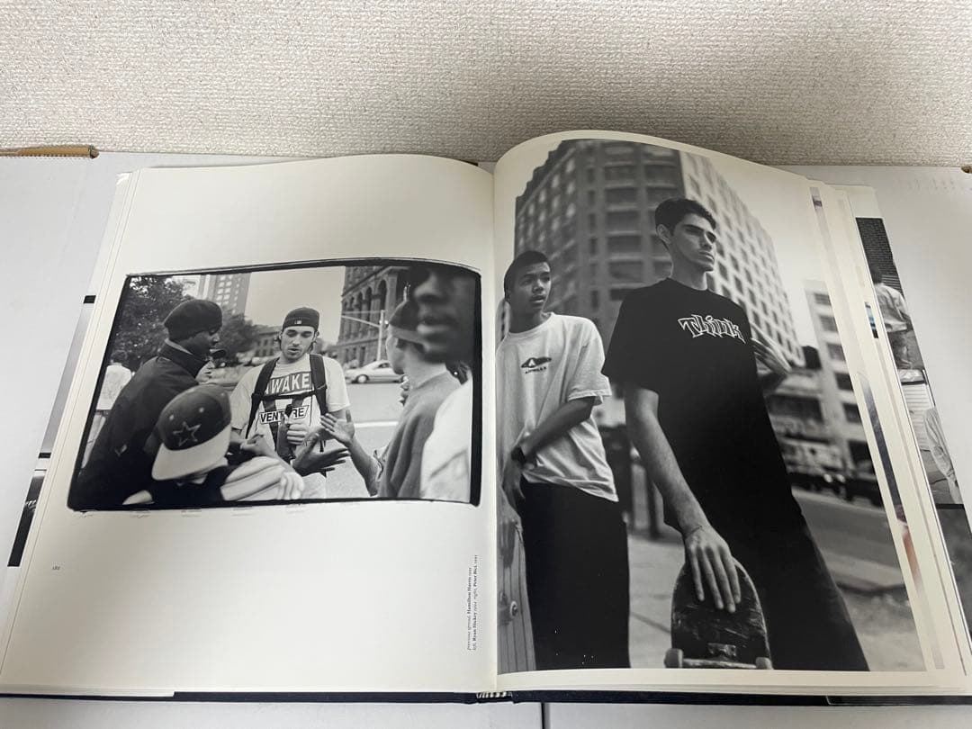 Ari Marcopoulos 写真集「OUT & ABOUT」　スケボー