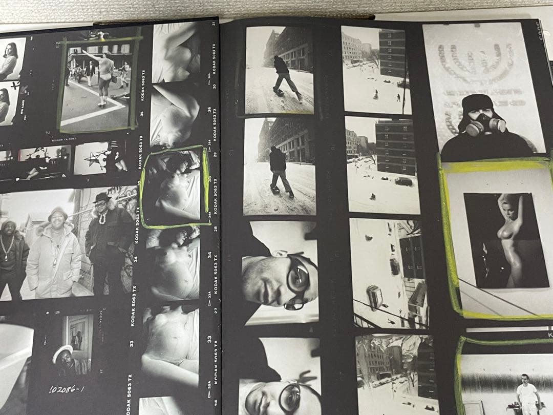 Ari Marcopoulos 写真集「OUT & ABOUT」　スケボー