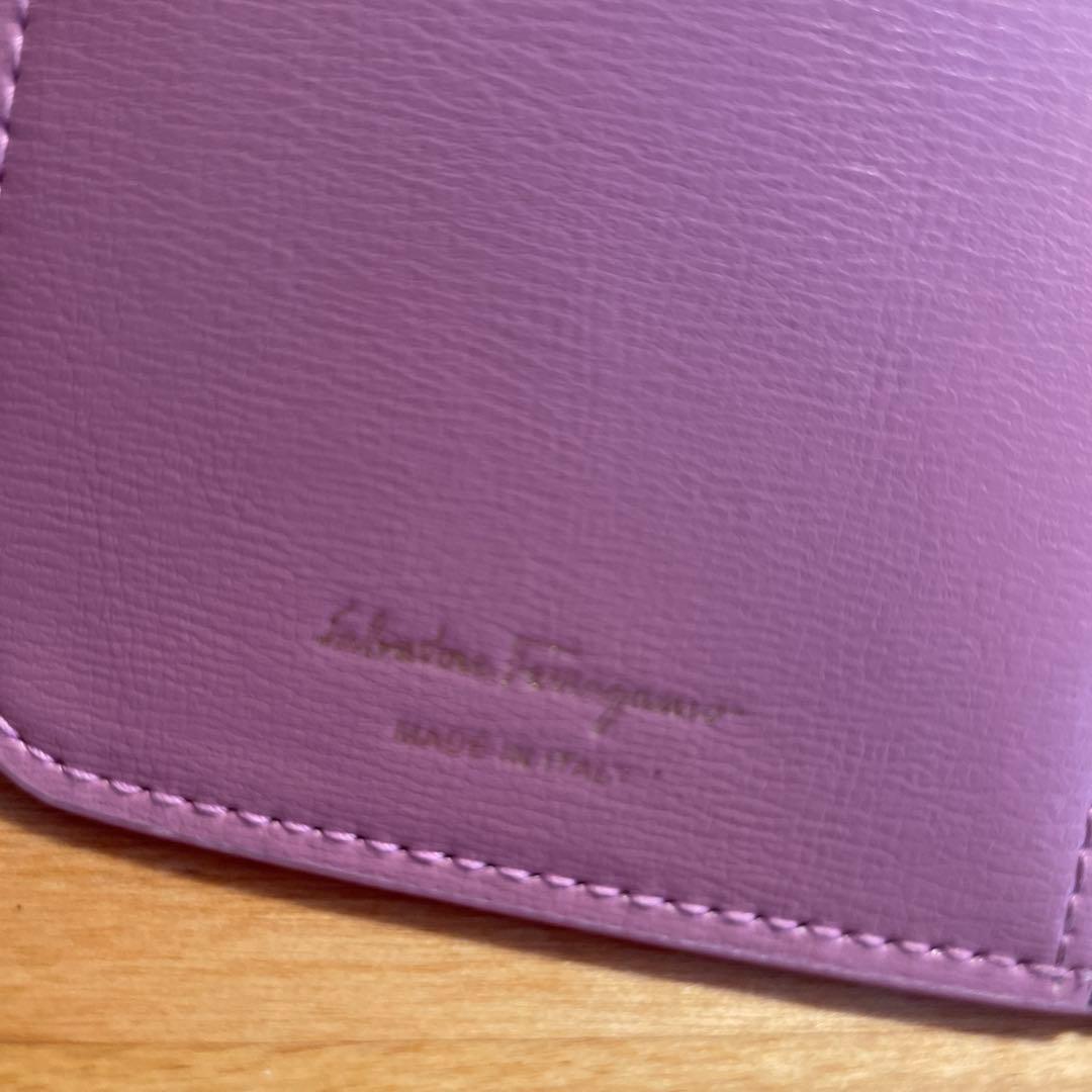 お値下げしました♡フェラガモ　iPhone12/12pro ケース