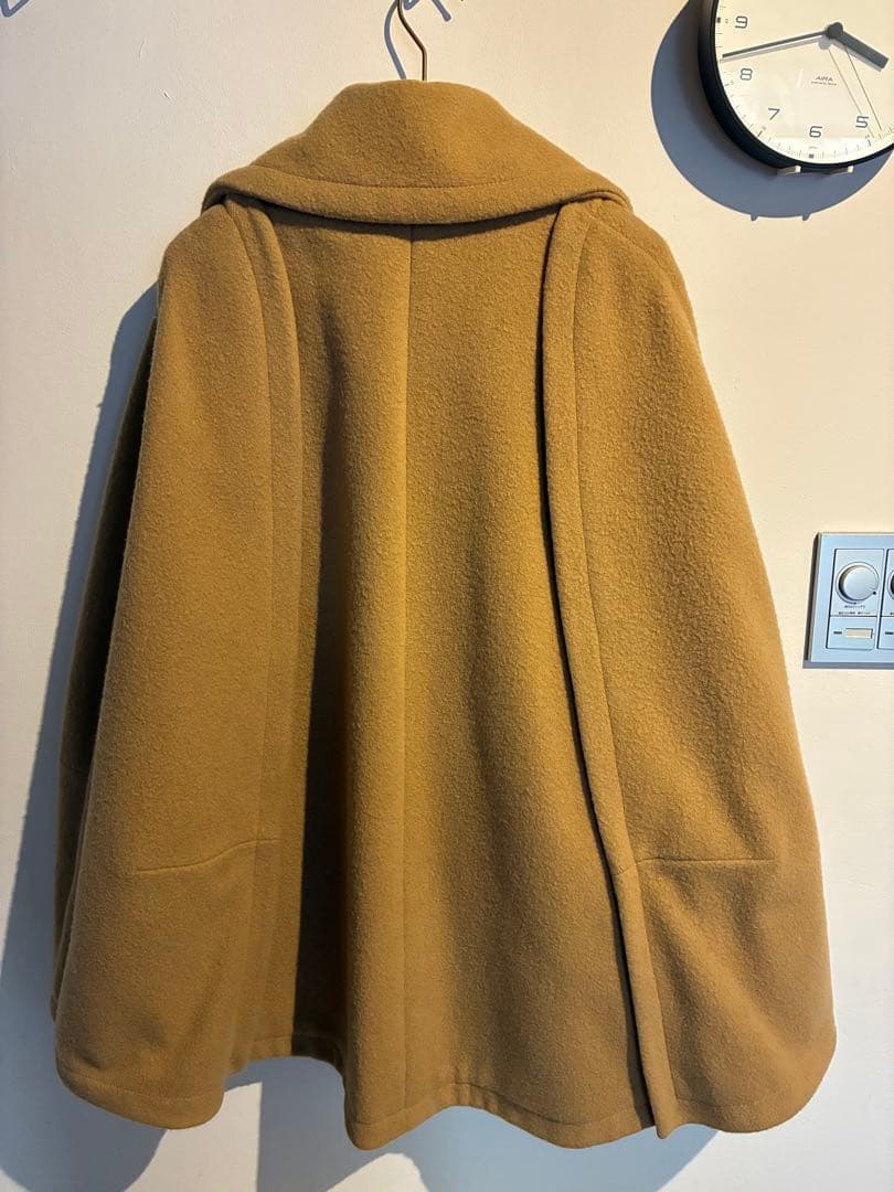 koo　Chloé ベージュ ポンチョ・ケープコート