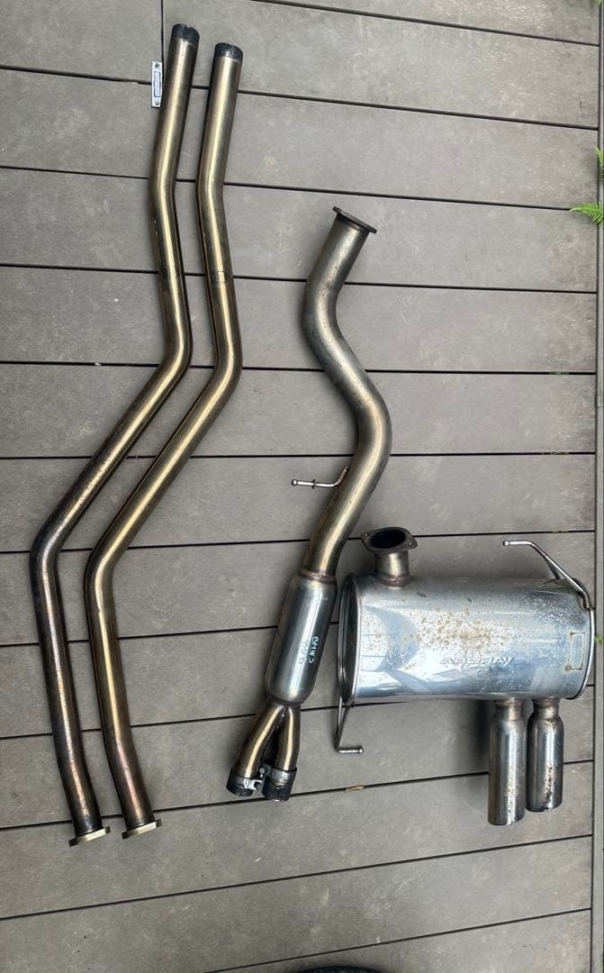 アーキュレー マフラー  E90用（323i/325i/330i）車検対応