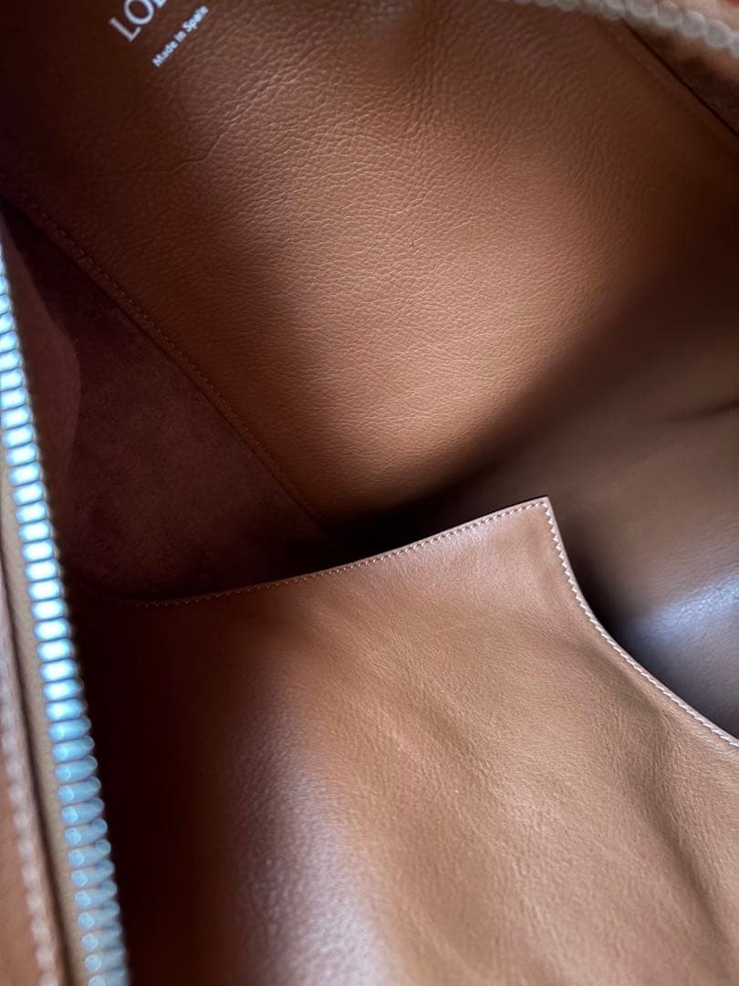 ロエベ LOEWE 美品　メンズ　バッグ クロスボディバッグ　スリングバッグ