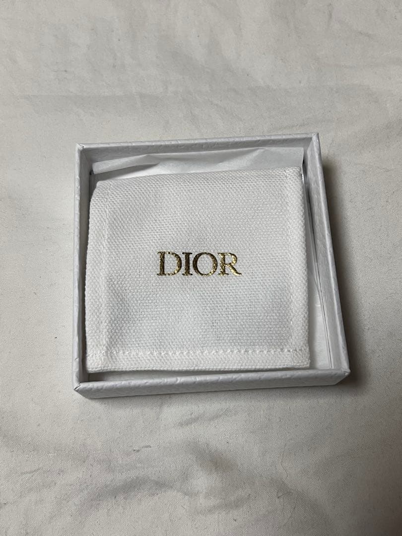 N*3様 Dior ピアス