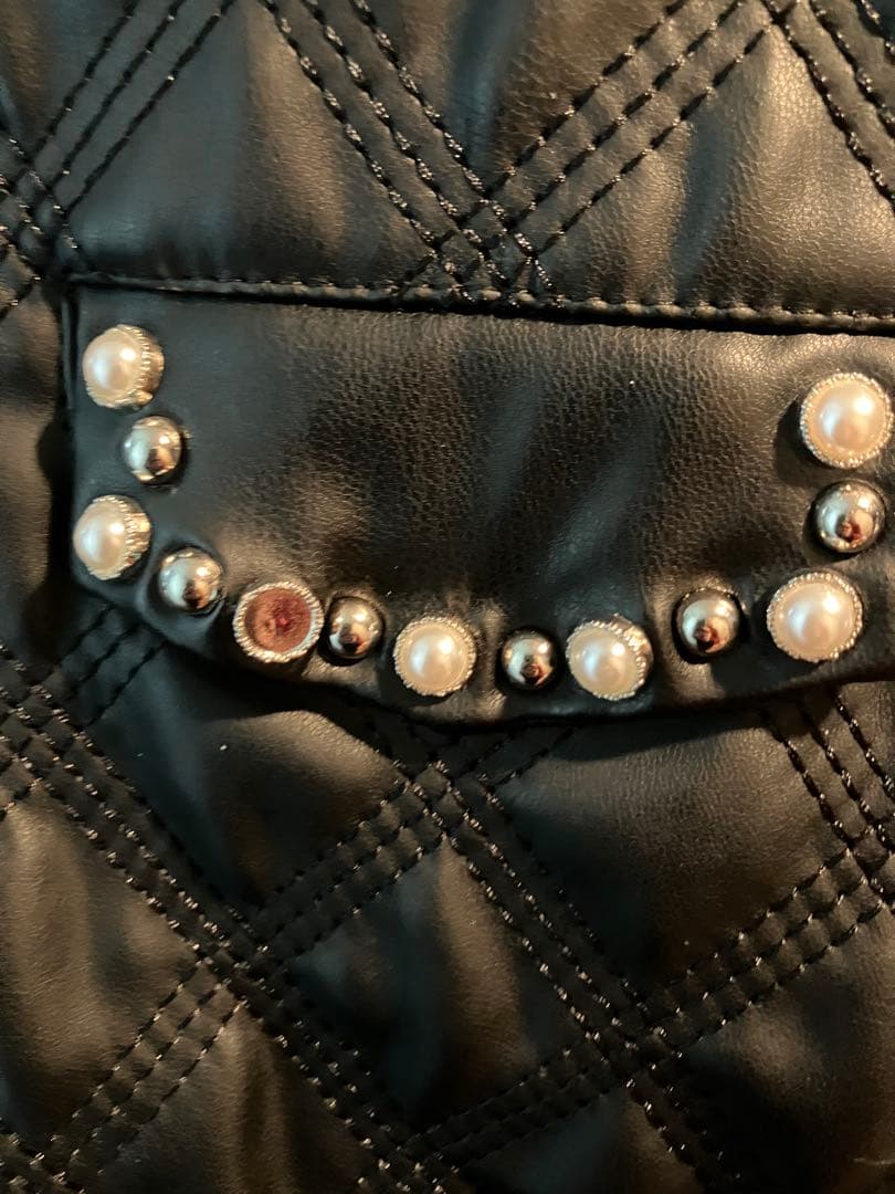 ライダース　中綿　CHANEL ノベルティ　ジャケット　右ポケ上パール一個無し