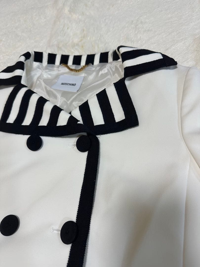 新品タグ付き⭐︎白✖️黒ジャケット