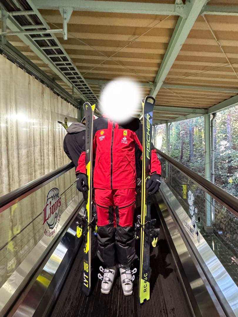 スキー　ウェア　フェラリー　スキーウェア　上下　セット スノボ