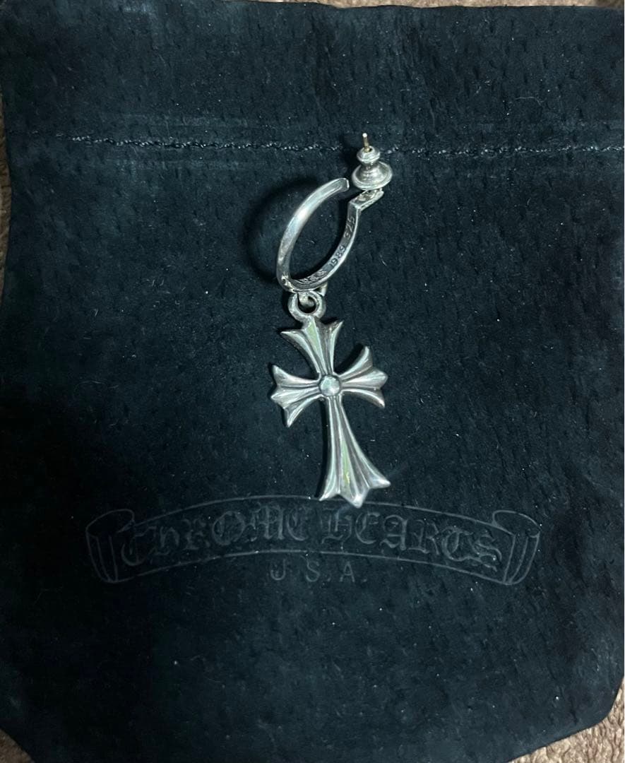 クロムハーツ　クロスフープピアス