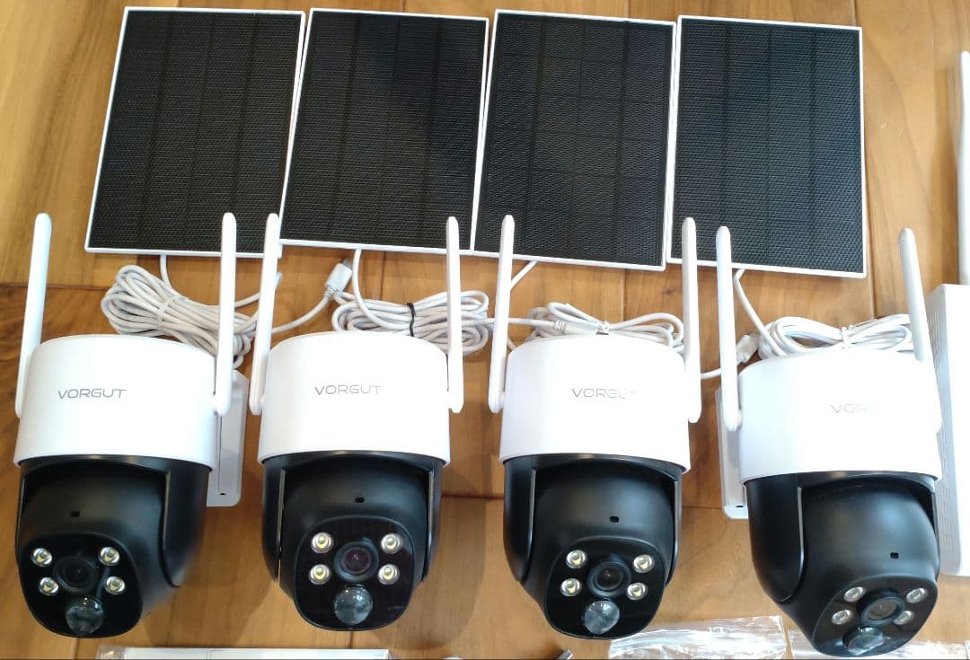 【値下げ】VORGUT 防犯カメラ 屋外 ソーラー4台セット全彩夜間視界