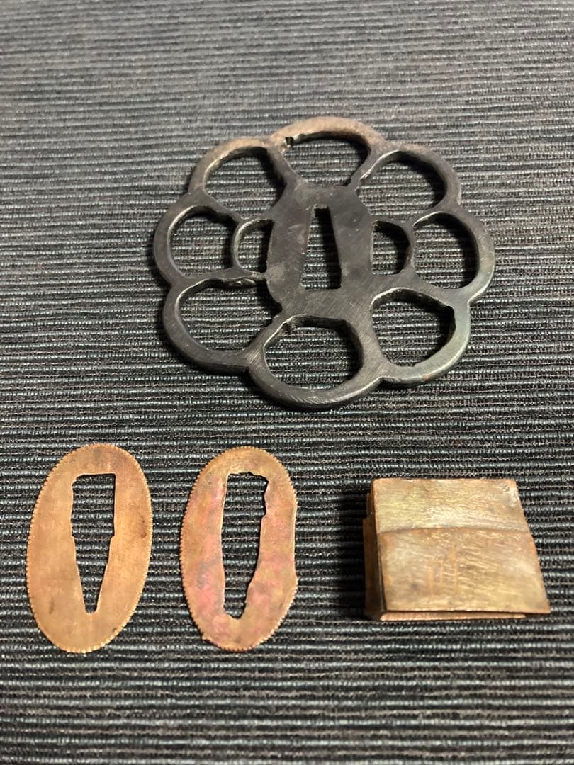 刀装具　大刀柄前　天龍の図目貫　透かし鍔　二重ハバキ　幕末拵え