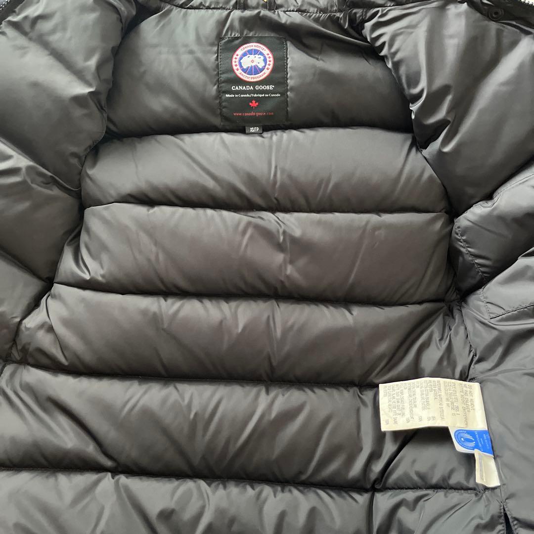   ブラック ダウンベスト XSサイズ