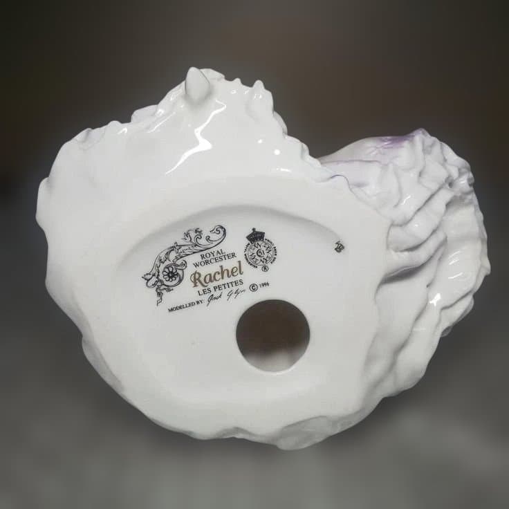  WORCESTER：レイチェル フィギュリン 陶器 置物